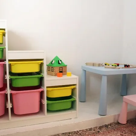 Daphne's House
